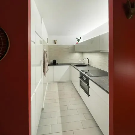 Tropez Centre En Style Piscine Ac 100m Апартаменты